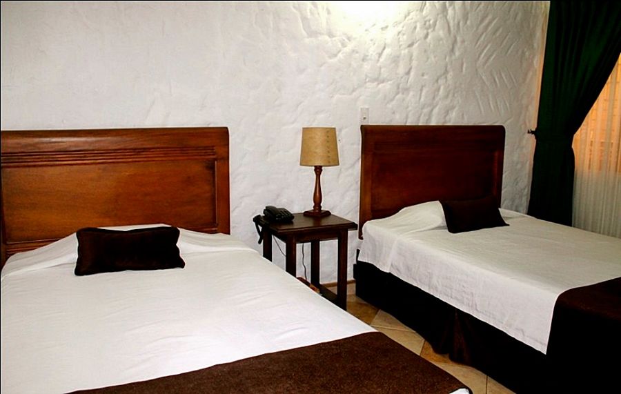 Hotel Ayenda 1223 Porton De La 10 Medellín Zewnętrze zdjęcie
